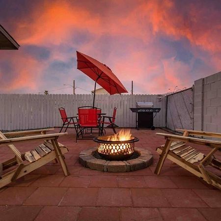 Your Tiny Downtown Home With Backyard Unit D Phoenix Exterior photo